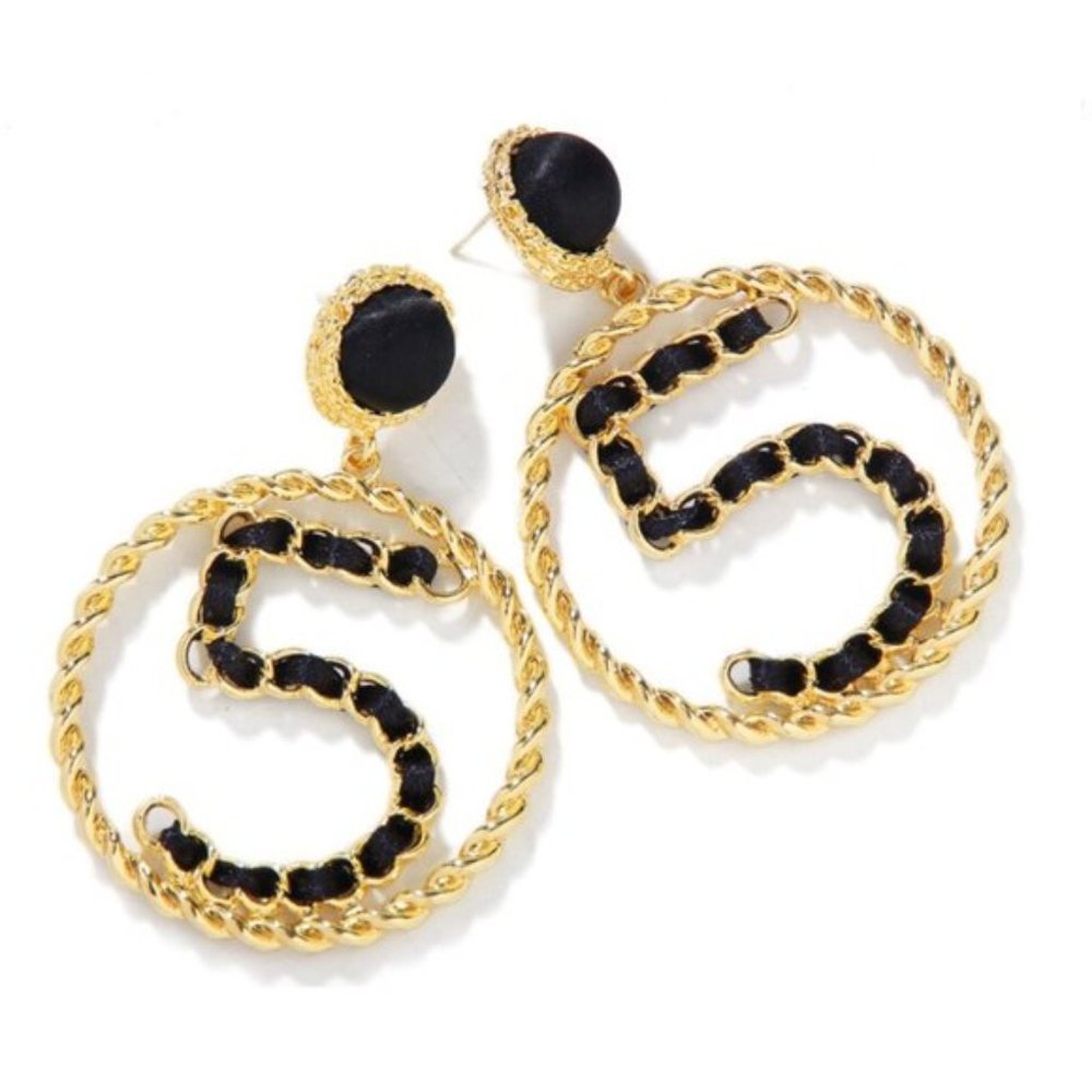 Gold Black Chain Baroque Chic Paris Nr 5 Earrings